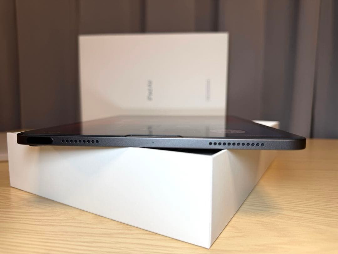 美品 iPad Air Wi-Fi 64GB スペースグレイ 5世代 整備済品