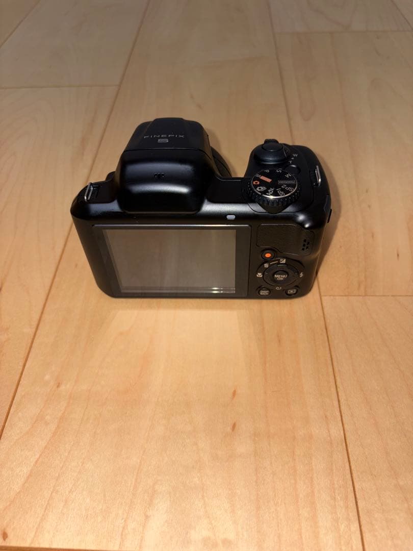 富士フイルム FinePix S8600