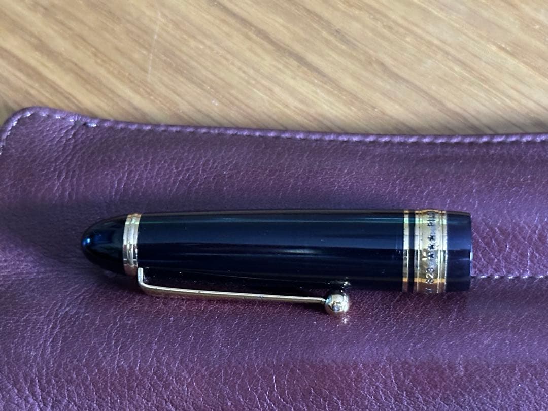 Pilot Custom823 万年筆 黒