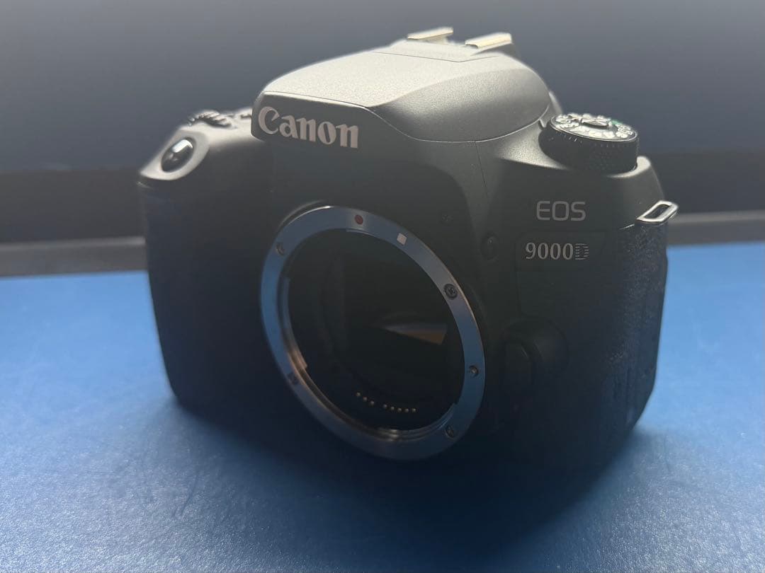 Canon EOS 9000D ダブルズームキット　一眼レフ