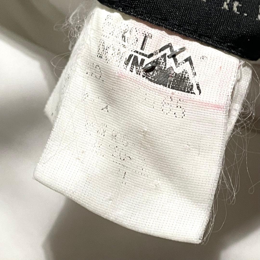 ファーストダウン　リバーシブル　ダウンジャケット　サイズ４L　ブラック　ホワイト