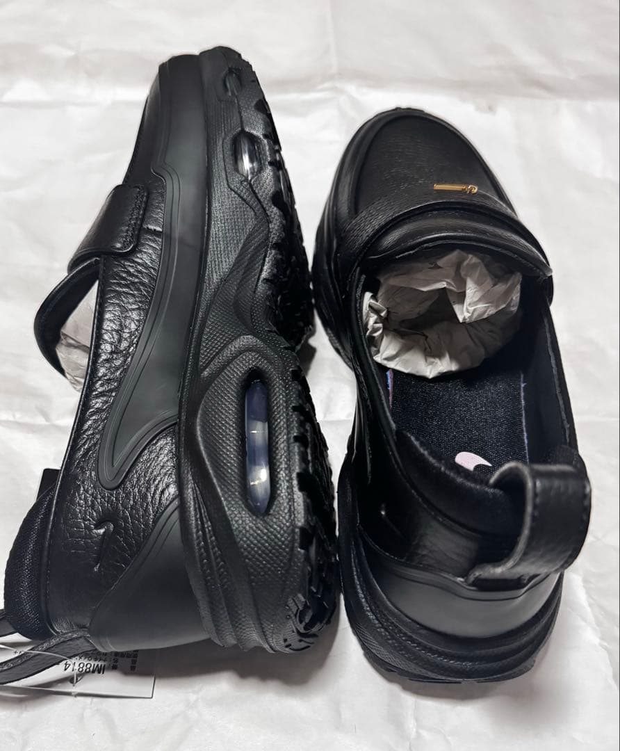 NIKE フェノメナ 25cm