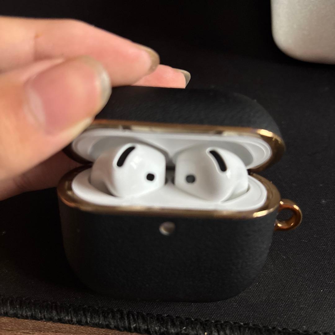 Apple AirPods4 ノイズキャンセリング付き