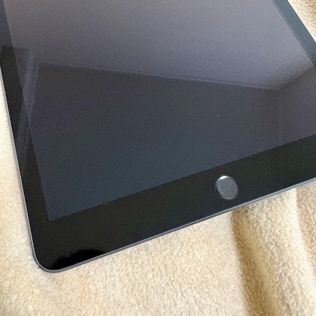 iPad (第9世代) 64GB スペースグレー