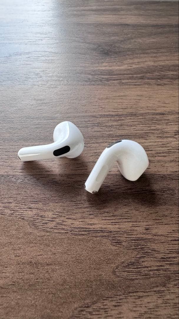 AirPods 4 ノイズキャンセリング　両耳