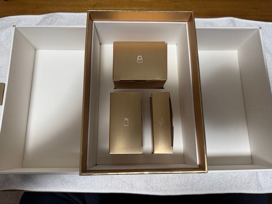 [未使用品] 値段交渉可能 YAMAN 美顔器 YJFM18