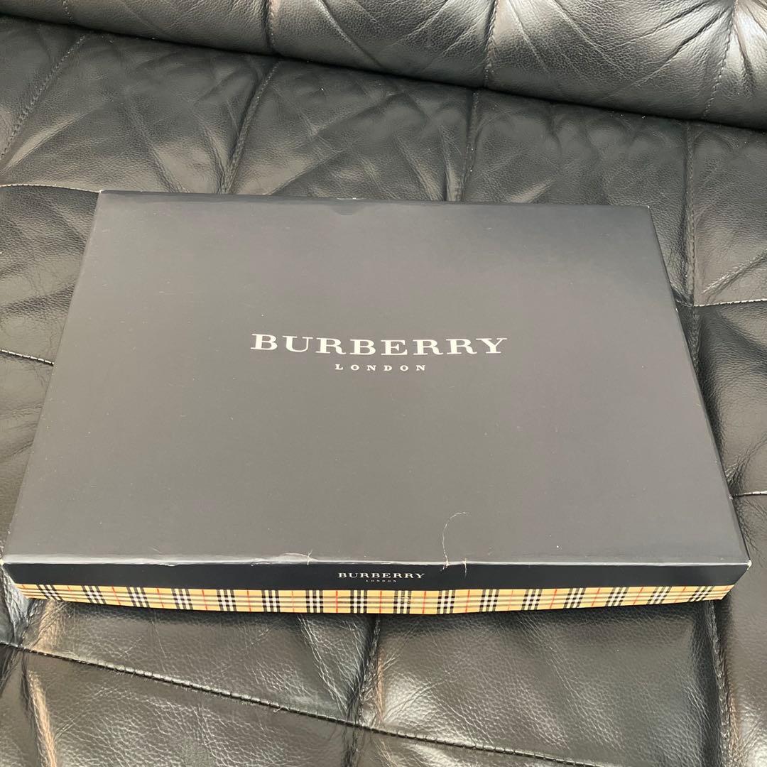 BURBERRY:バーバリーロンドン×西川産業 ノバチェック　ウールひざ掛け