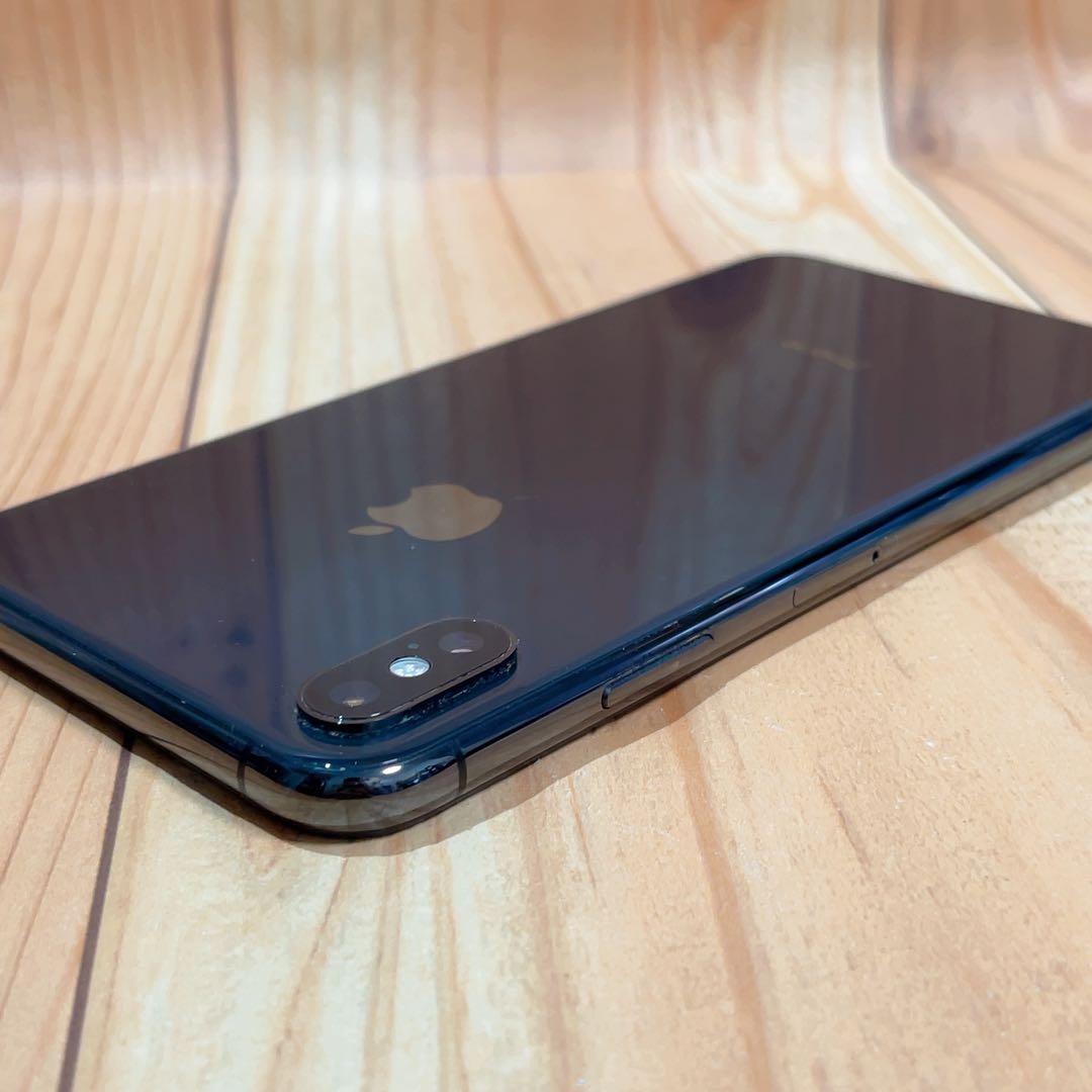 SIMフリー 本体 iPhone XS Max 256 GB 590 グレイ