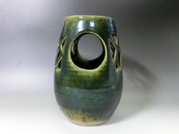 花瓶■織部 緑釉透かし花生け 宝仙 穴あき花器 口広壺 古美術 時代物 骨董品■