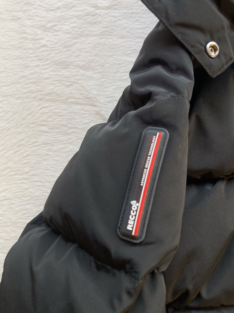 ZARA Ski Collection ブラックダウンジャケット