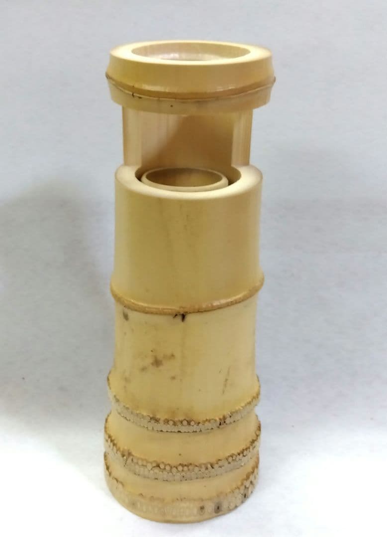 茶道具 花入 竹一重切 銘 好日 大徳寺 聚光院 小野澤虎洞 乕洞 在判