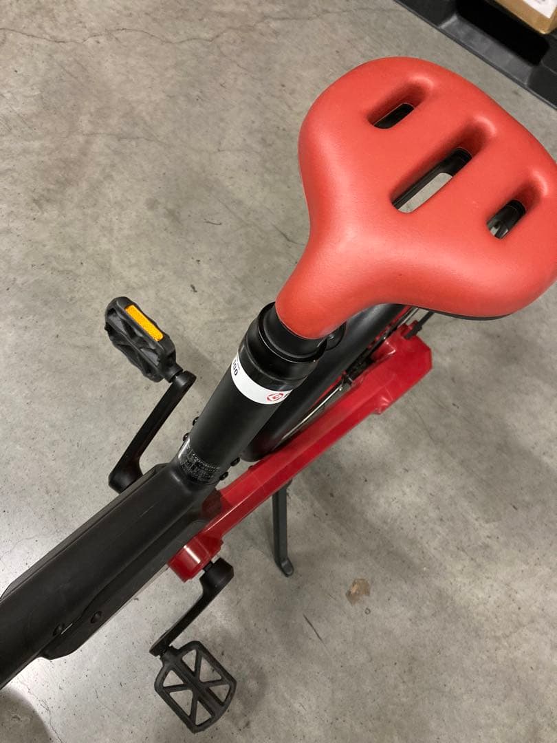 賢い猫専用★HONEBIKE チェーンレス 折りたたみ 電動アシスト自転車