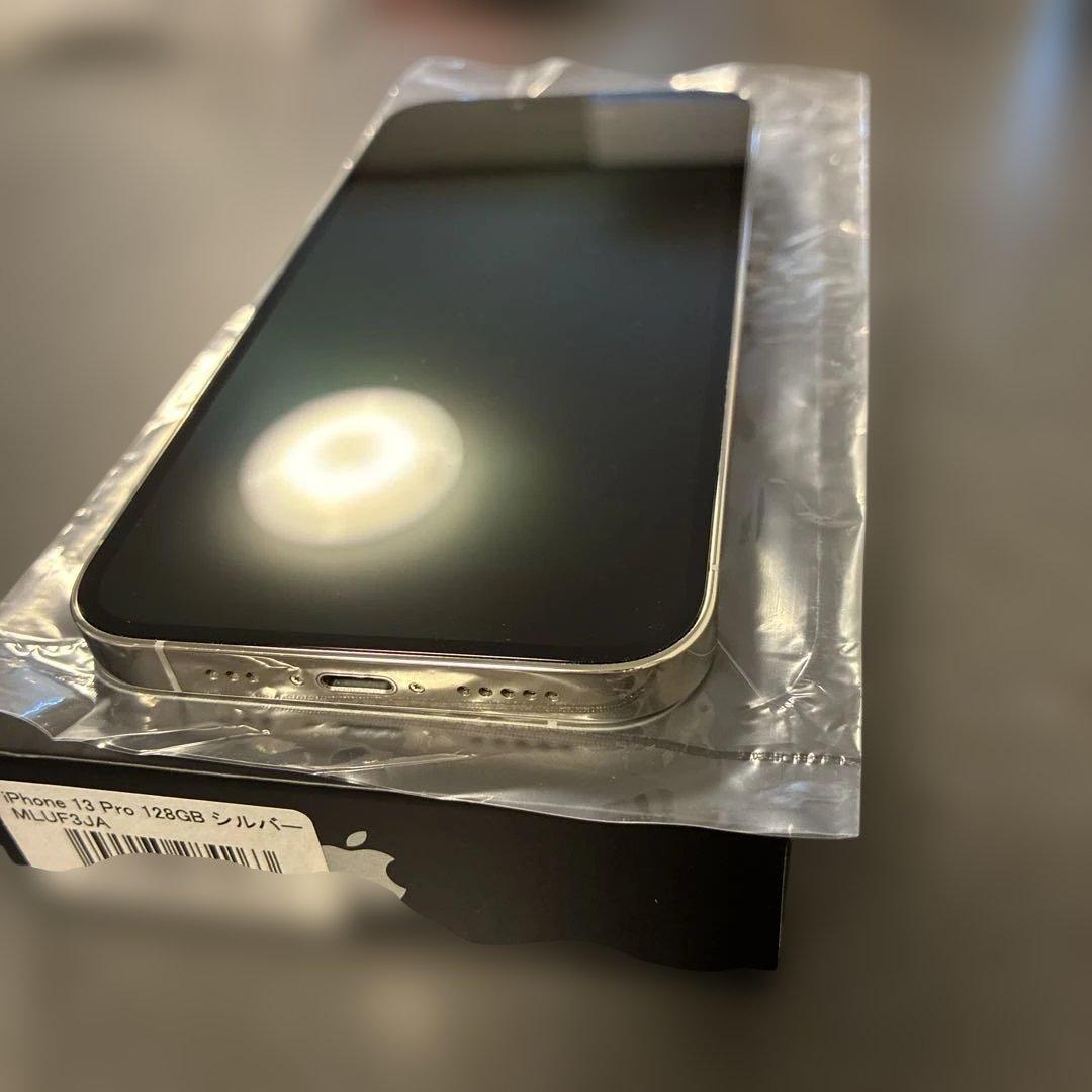 iPhone 13 Pro 128GB シルバー　SIMフリー