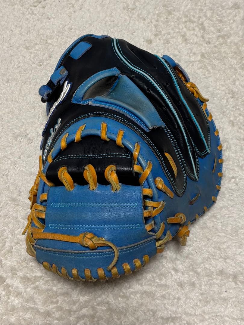 スラッガー 軟式グローブ　キャッチャーミット　刺繍入り