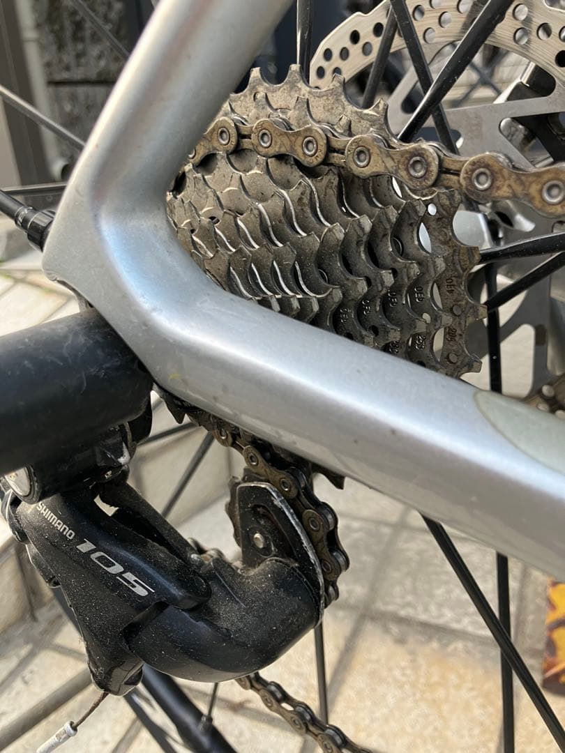 【送料相談特価】Giant ロードバイクDEFY ADVANCED2 Mサイズ