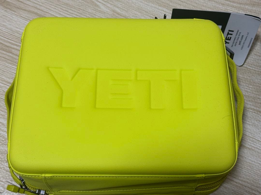 YETI イエロー ランチバッグ