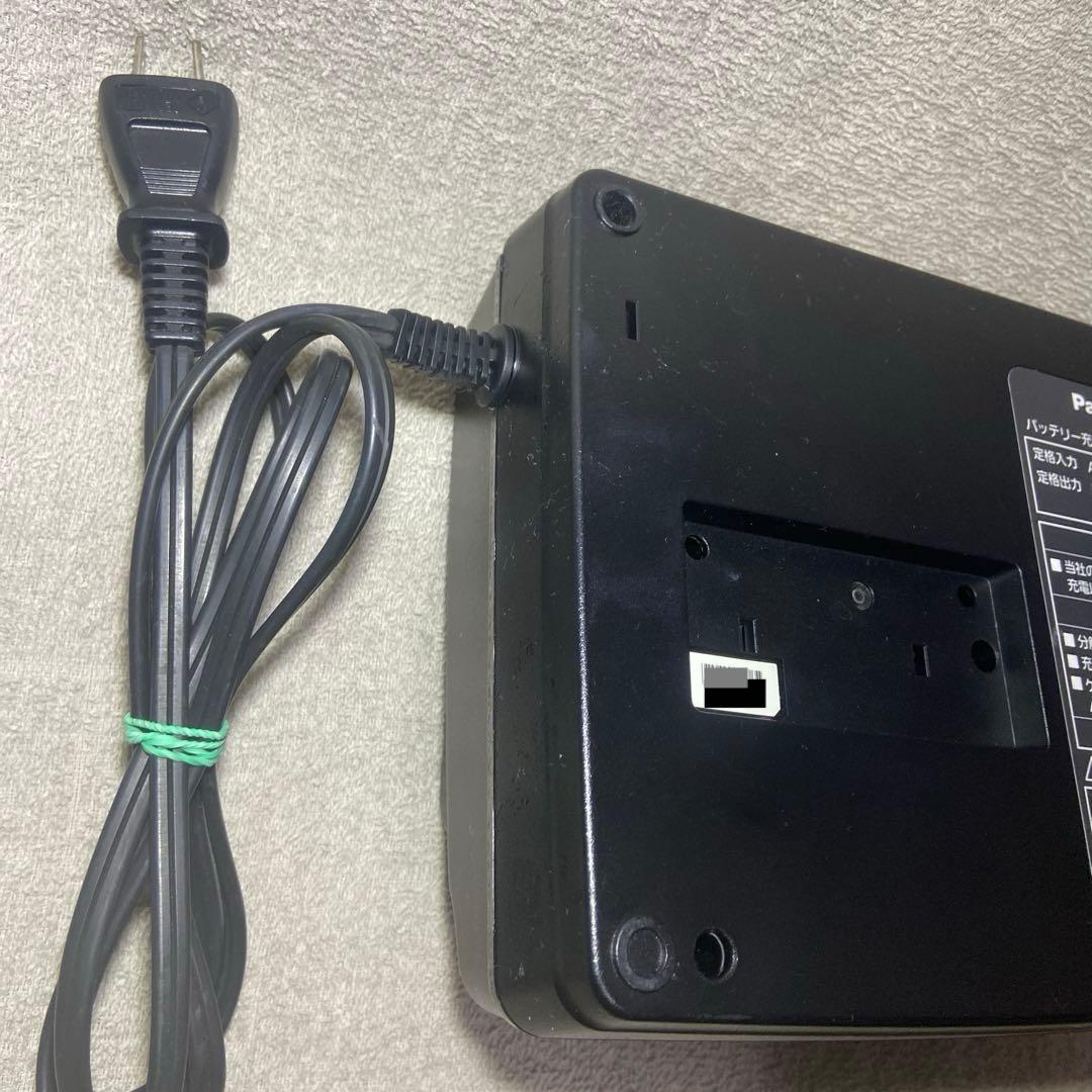 パナソニック充電器　NKJ069Z1 ブラック