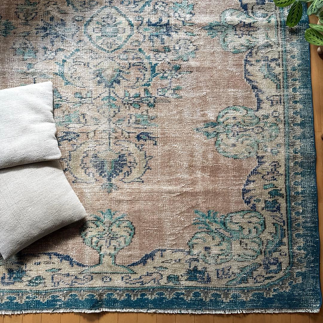 大判172×235淡いブラウンベージュ×ブルー　擦れトルコヴィンテージラグ
