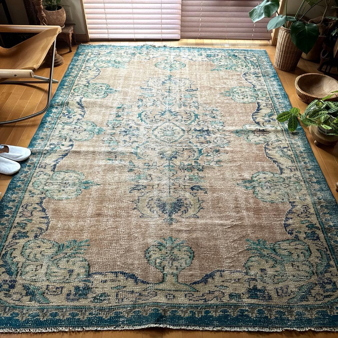 大判172×235淡いブラウンベージュ×ブルー　擦れトルコヴィンテージラグ