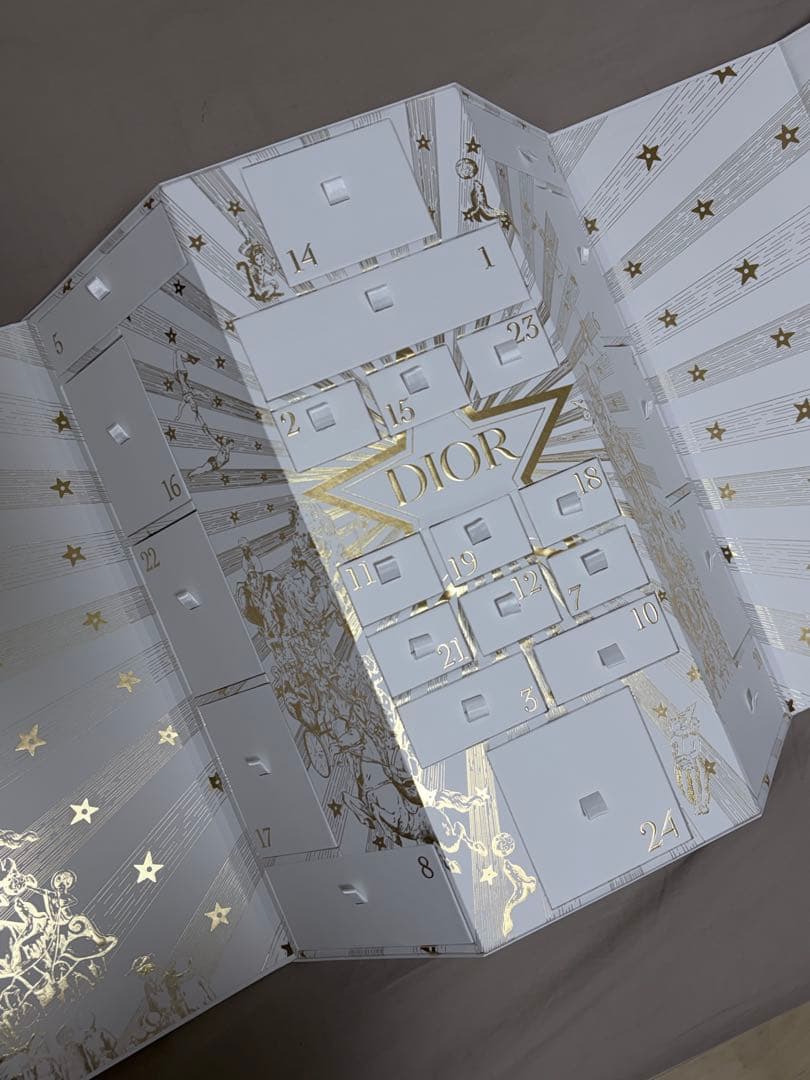【新品•未使用】Dior2025 クリスマスコフレ アドヴェントカレンダー