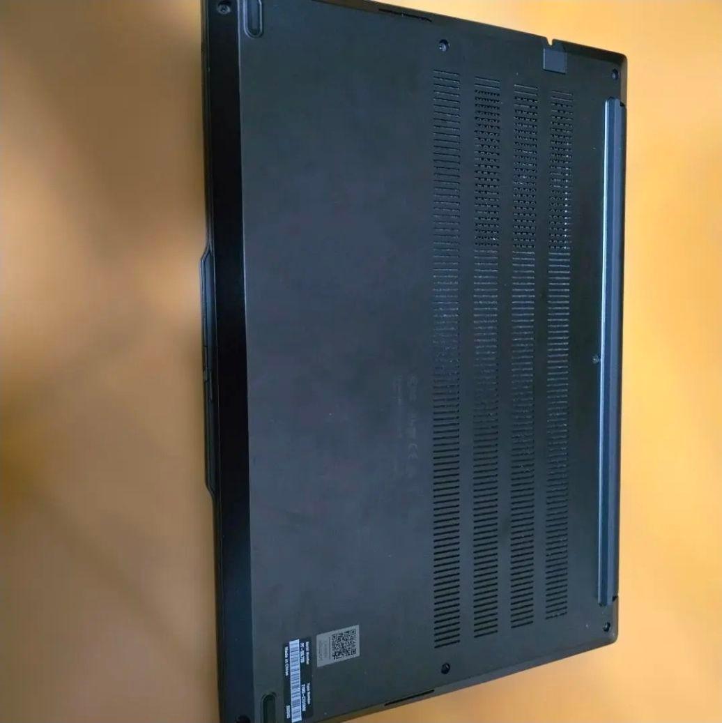 ラミエル ThinkPad E14 Gen6 AMD