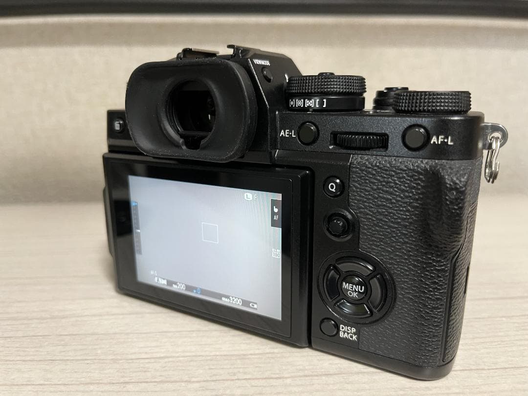 シャッター回数21枚！ フジフイルム X-T3 ボディ ブラック