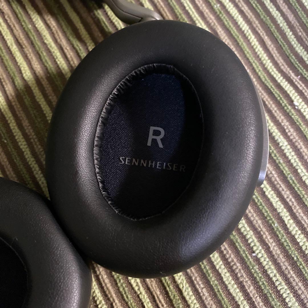 Sennheiser Momentum 4 ワイヤレスヘッドホン グラファイト