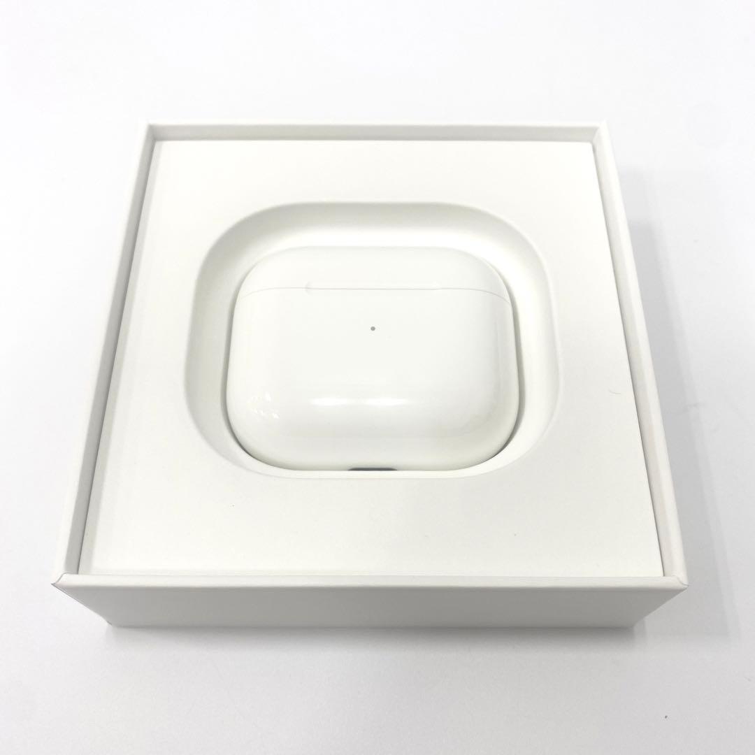 【美品】AirPods 第3世代 純正品 APPLE MME73J/A ホワイト