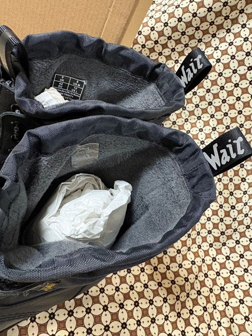 隣*柿様 ドクターマーチンAir Wait 1460 Trinity 黒　UK8