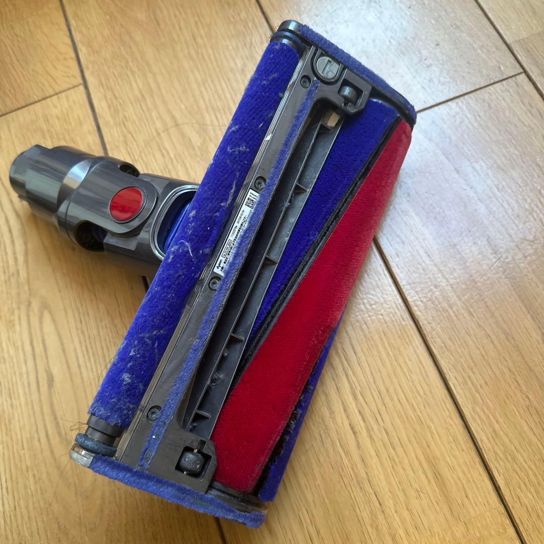 Dyson V8 fluffy+ アタッチメント有