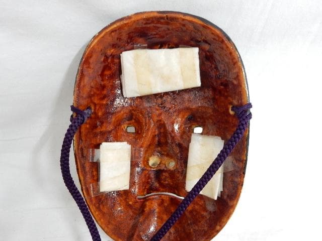 能面 伝統的な木製お面 新潟 二代 亜美作