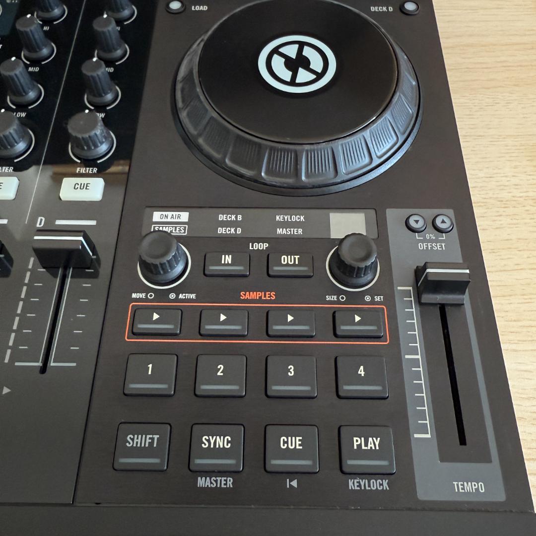 DJ機材 Native Instruments Traktor Kontrol S4 DJ