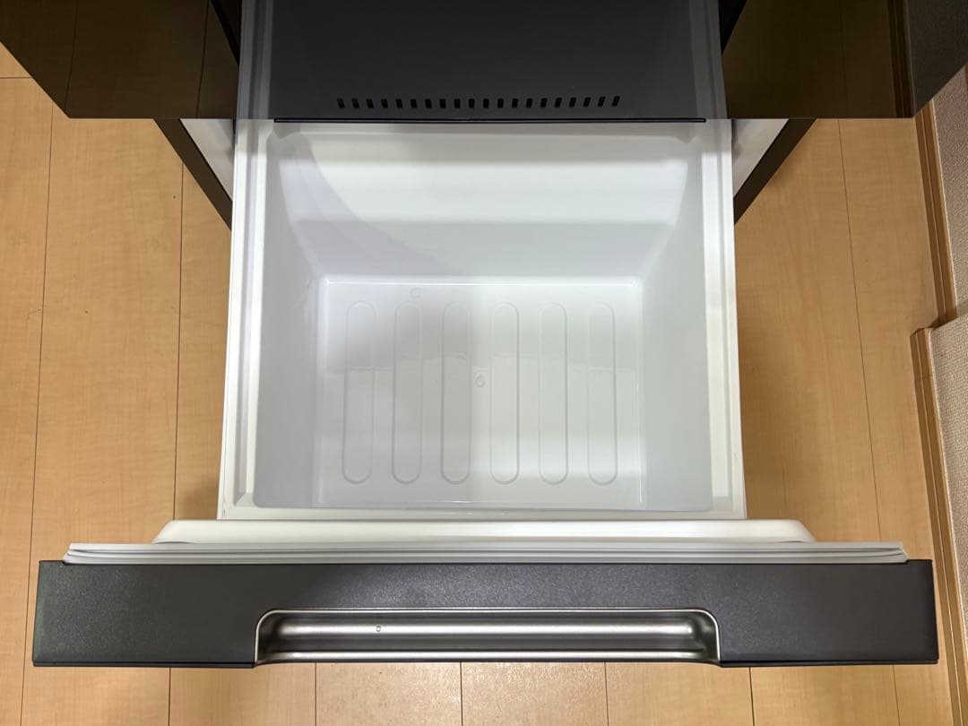 【ほぼ新品】SHARP冷蔵庫152L SJ-GD15P-B