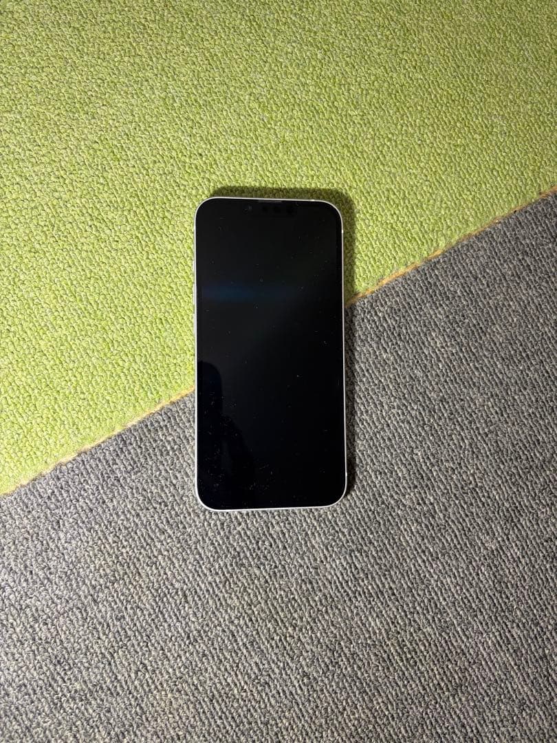 Apple iPhone 13 258GB本体　美品