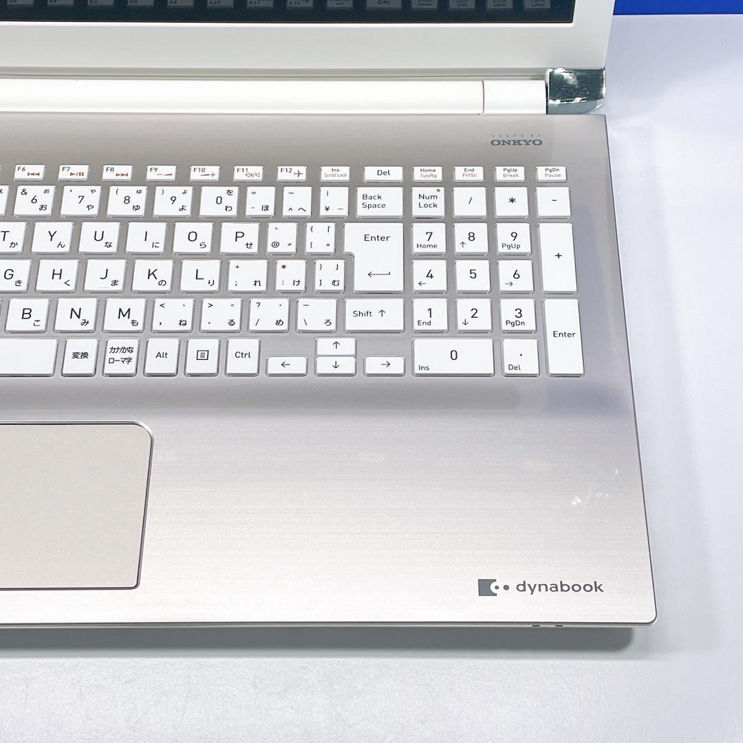 動作快適SSD✨Windows11✨ゴールド✨東芝カメラ付ノートパソコン薄型