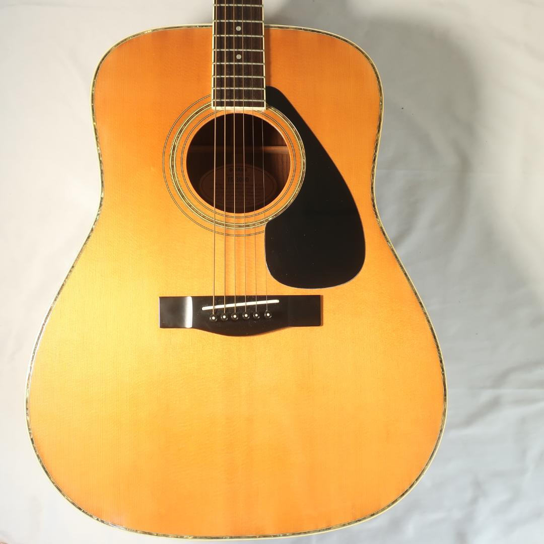 YAMAHA FG-300D アコースティックギター 頑丈なハードケース付