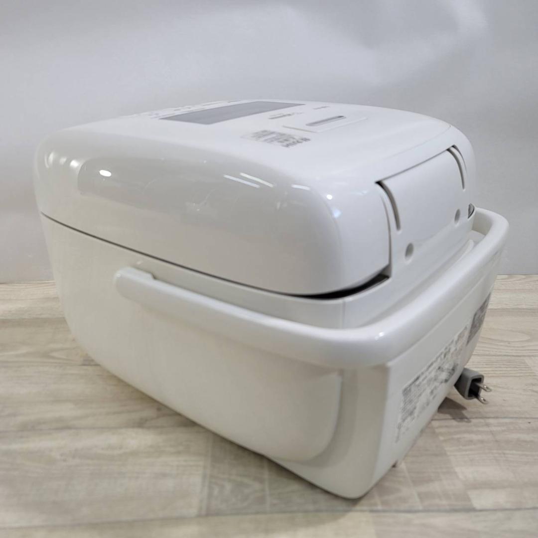 【良品】象印マホービン 炊飯器 1升 炎舞炊き 絹白 NW-LB18-WZ