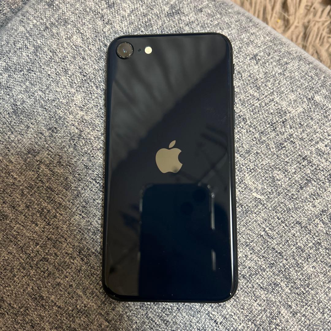 iPhoneSE 64GB 第3世代