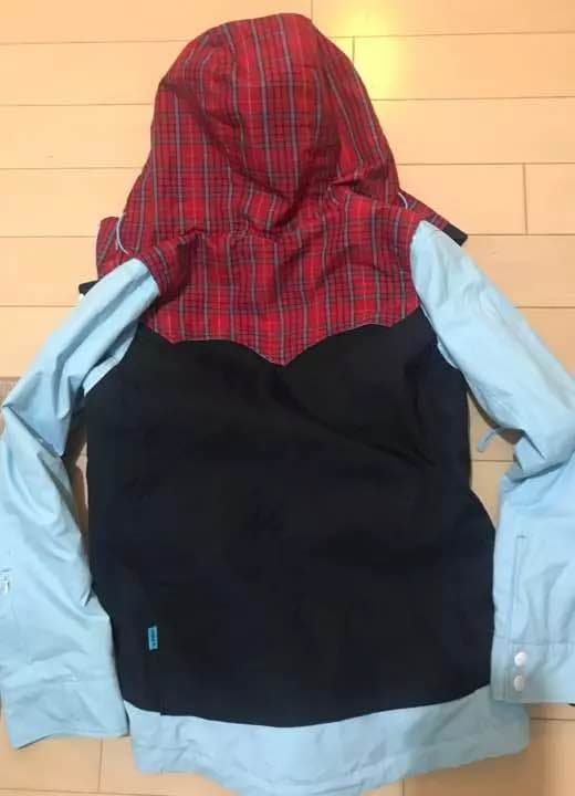 ★①XniX（上）美品 　②AIR BORN （下）　スノボーウェア上下セット