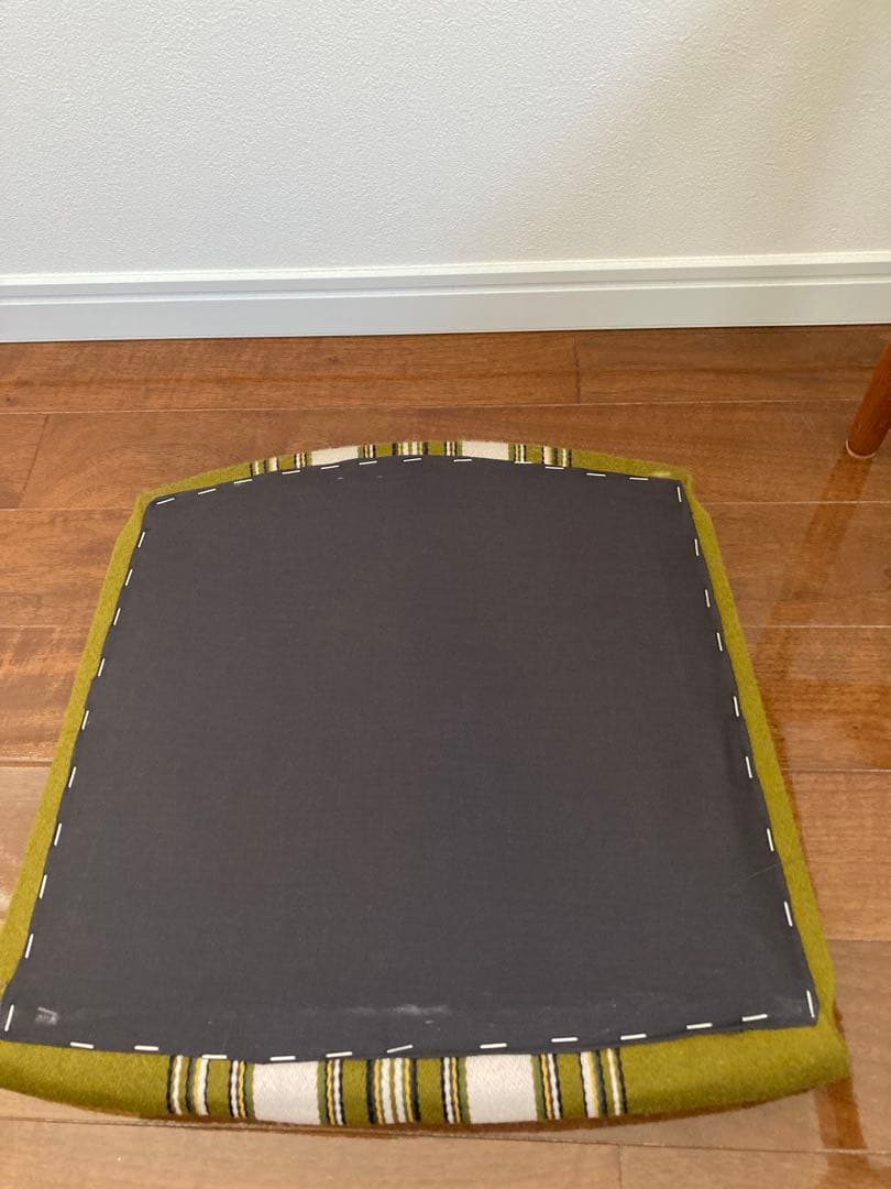 カイ•クリスチャセン　椅子　②