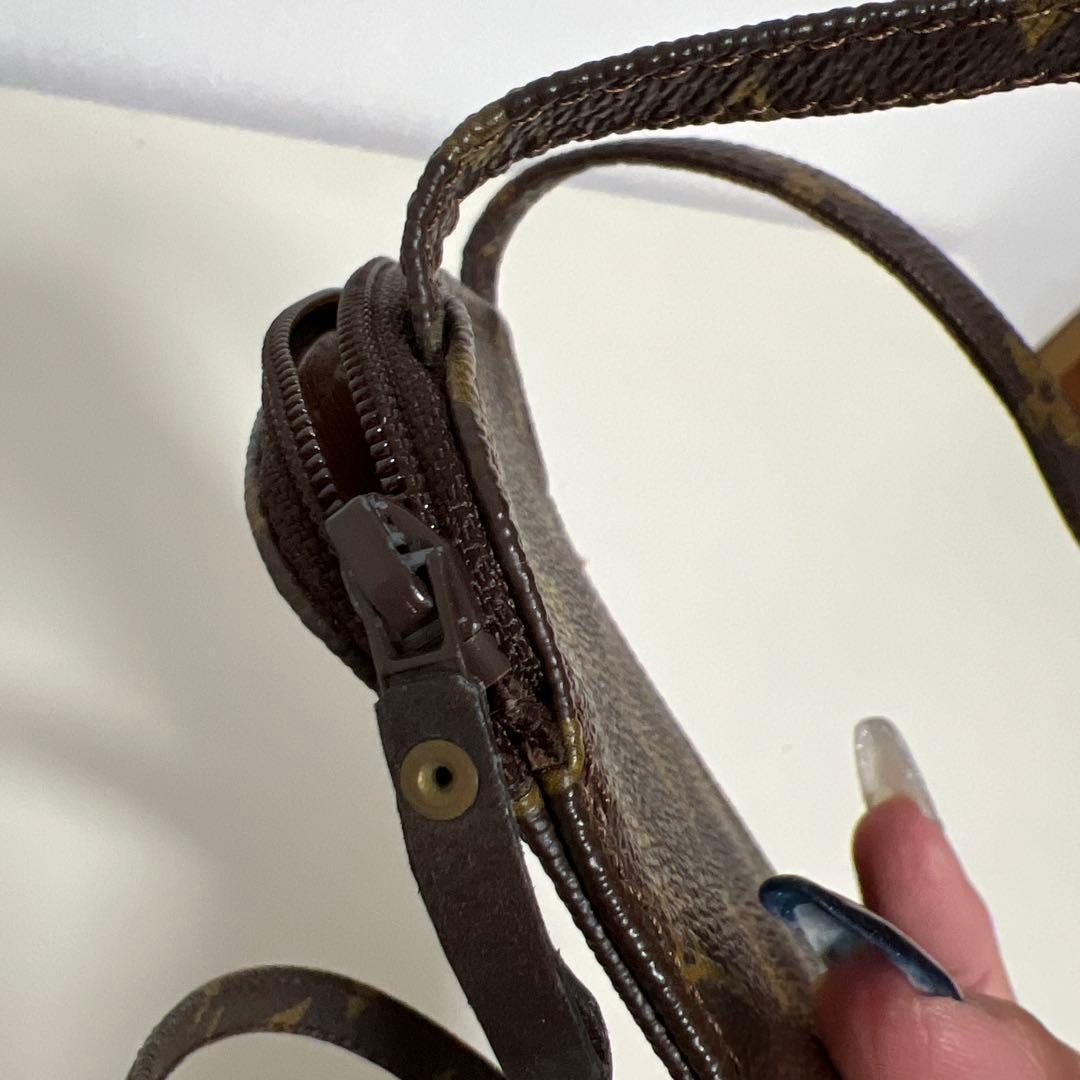 美品　ルイヴィトン　ポシェット　セクレ　ショルダー　モノグラム