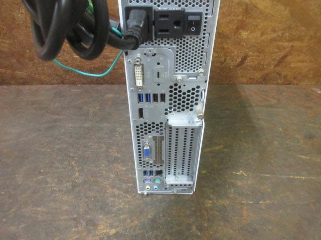 6★送料込★ 富士通 ESPRIMO D588/TX デスクトップPC ジャンク