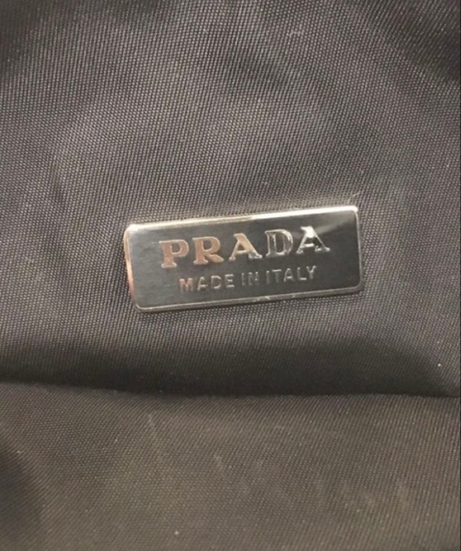 PRADA ナイロンバッグ
