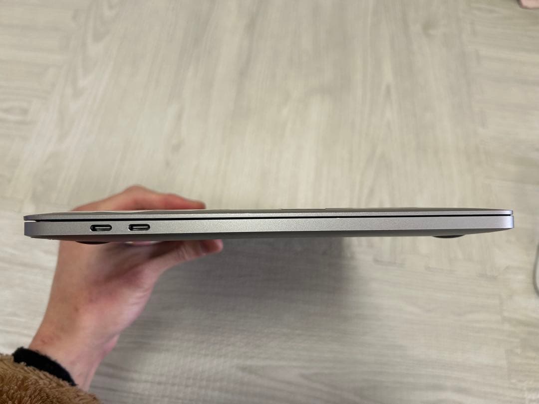 【16GB】MacPro 13インチ 2019 / 256GB /