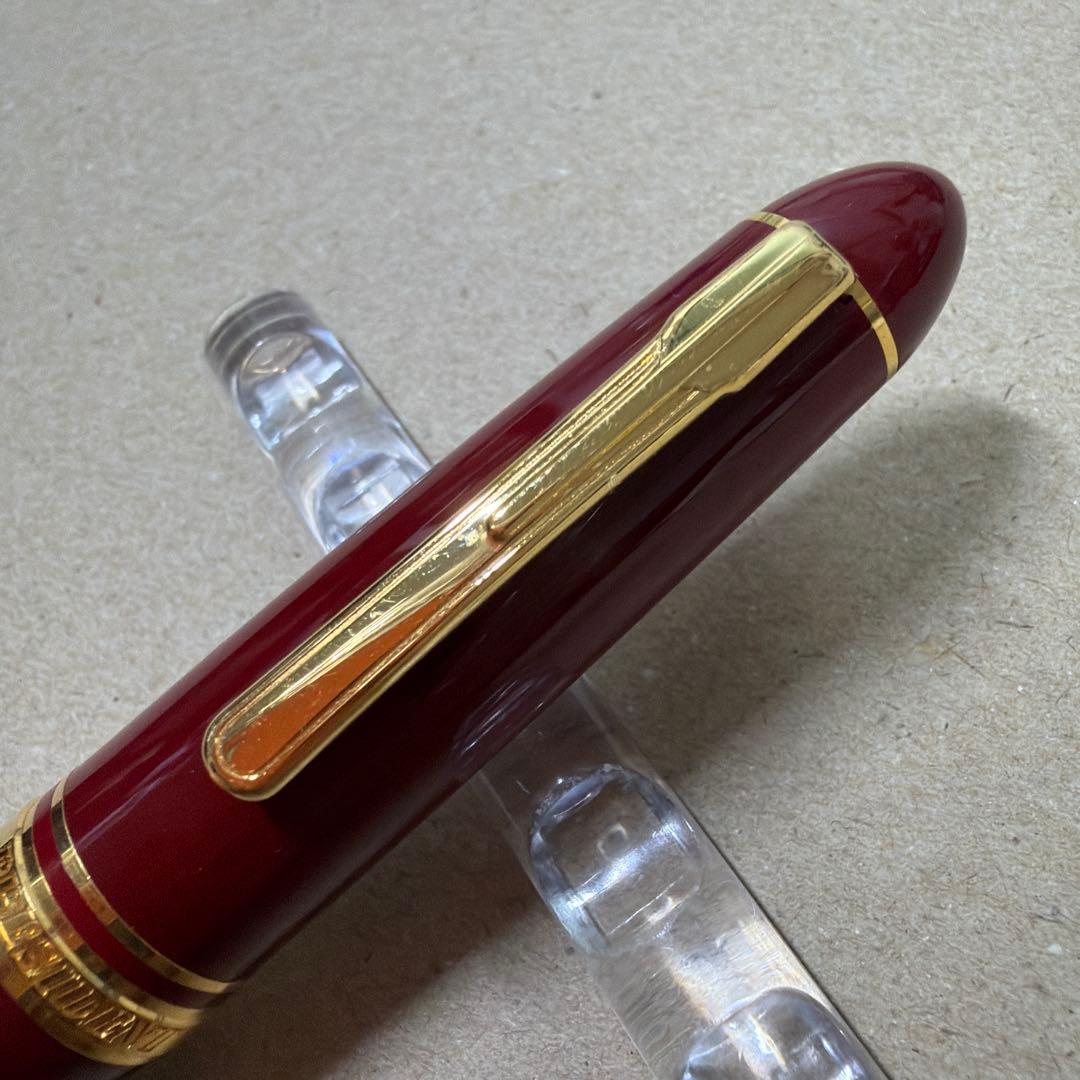 PLATINUM プラチナ 万年筆 プレジデント レッド軸 UEF 18k