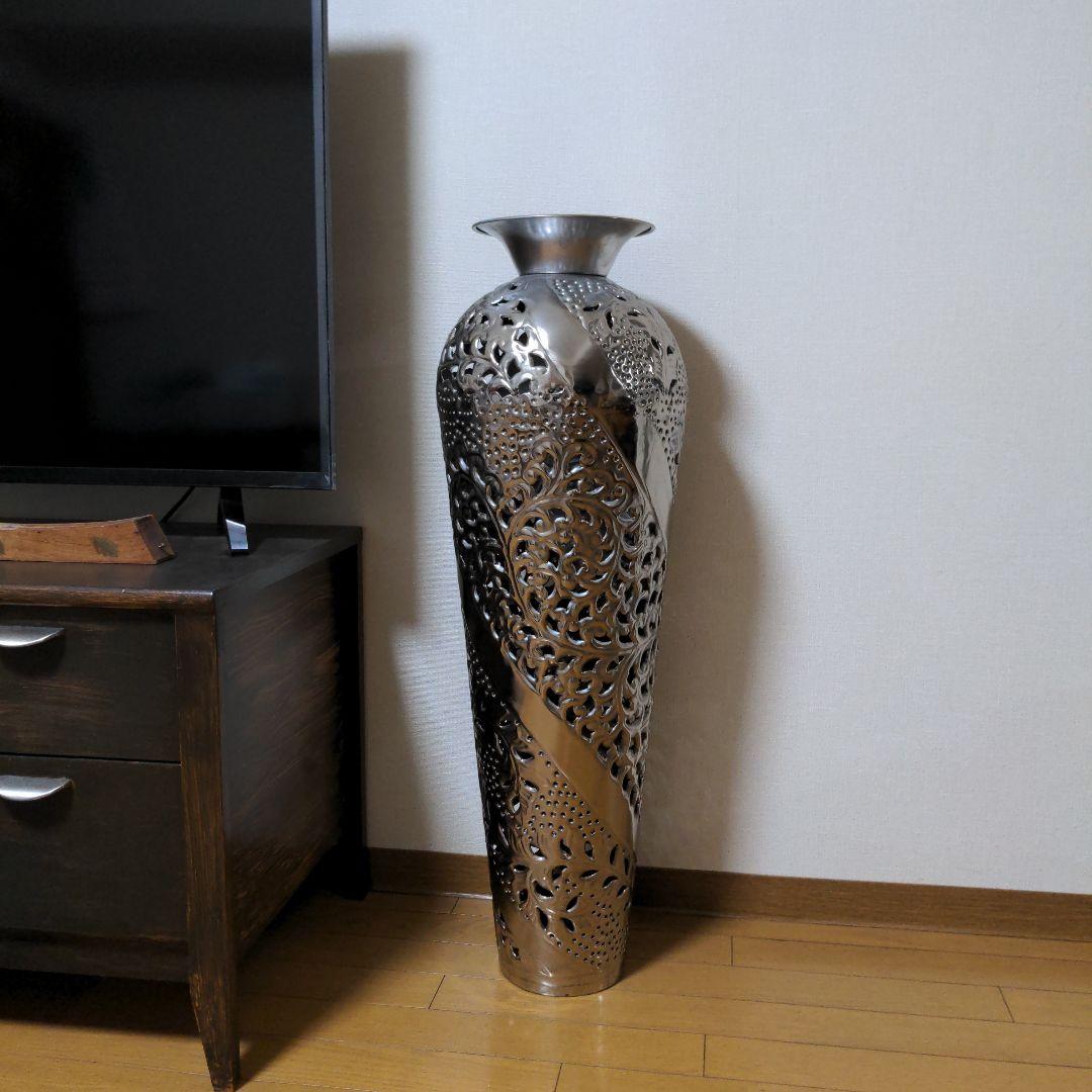 置物　（造花を飾る事も可能です）。