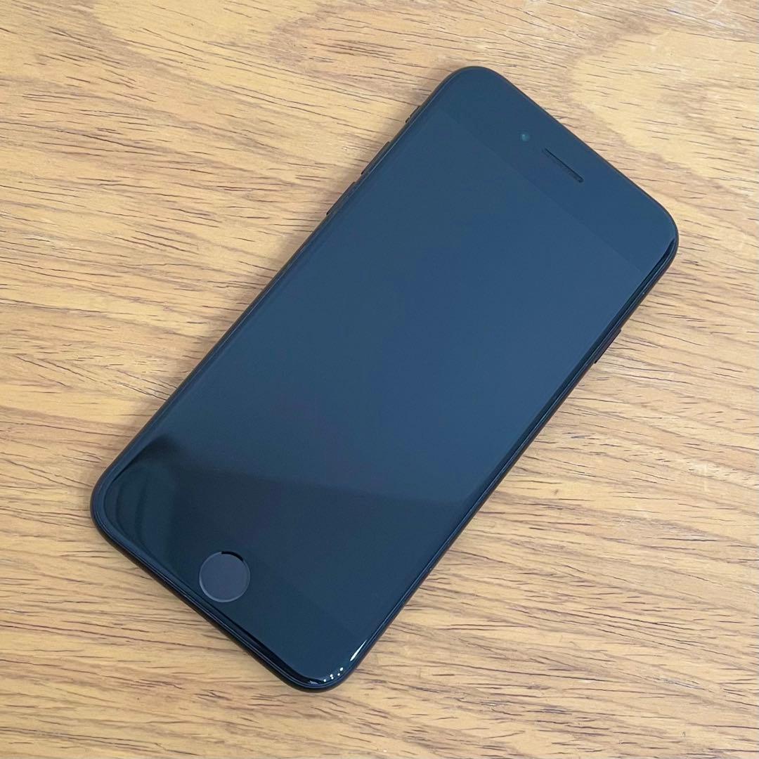 ◎ Apple iPhone SE 第二世代 MHGP3J/A 83％