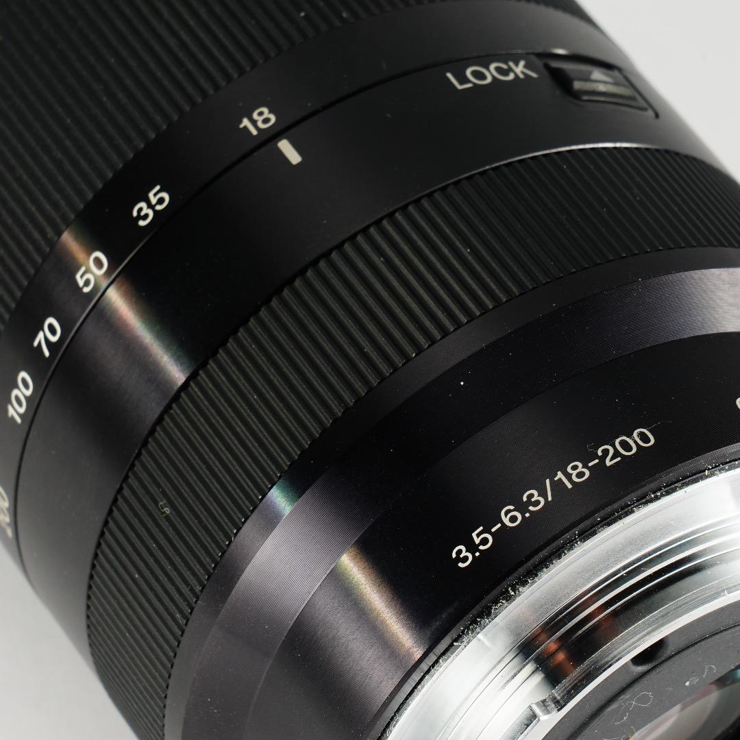 レンズ交換から解放される1本 SONY SEL18200LE 美品 719