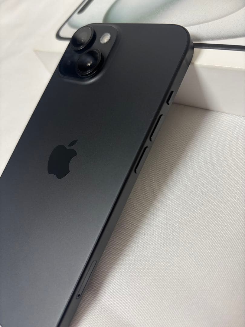 iPhone 15ブラック 本体 充電ケーブル付き 128GB