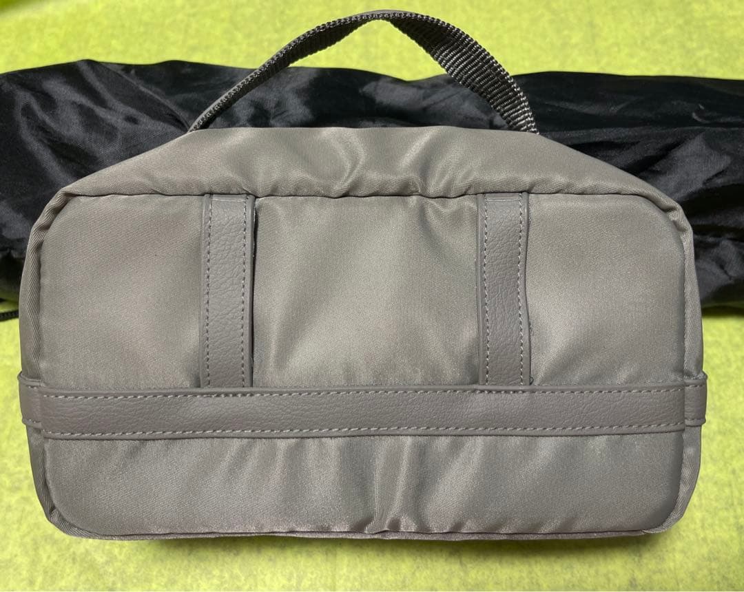 Panasonic HC-VX980M 4Kビデオカメラ 本体、三脚、収納ポーチ